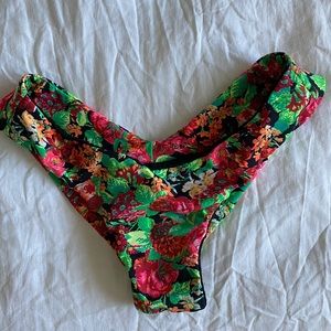Seamless Bikini Bottoms Floral